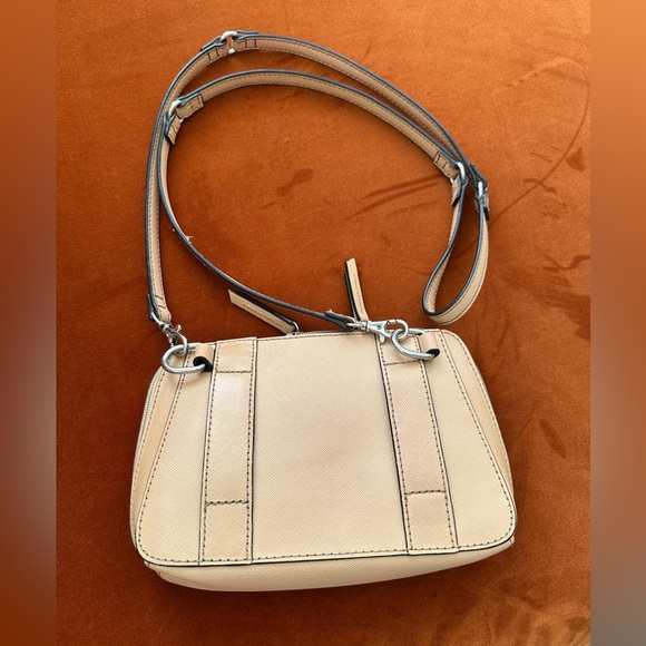 Tignanello Bella Belt Belt in Nude Coated Leather Crossbody Removable Strap - Picture 5 of 13